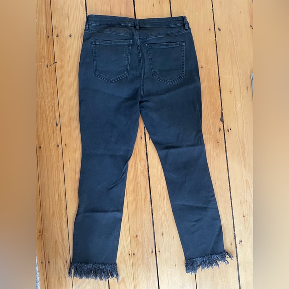 Free People Cropped Jeans - Picture 3 of 4